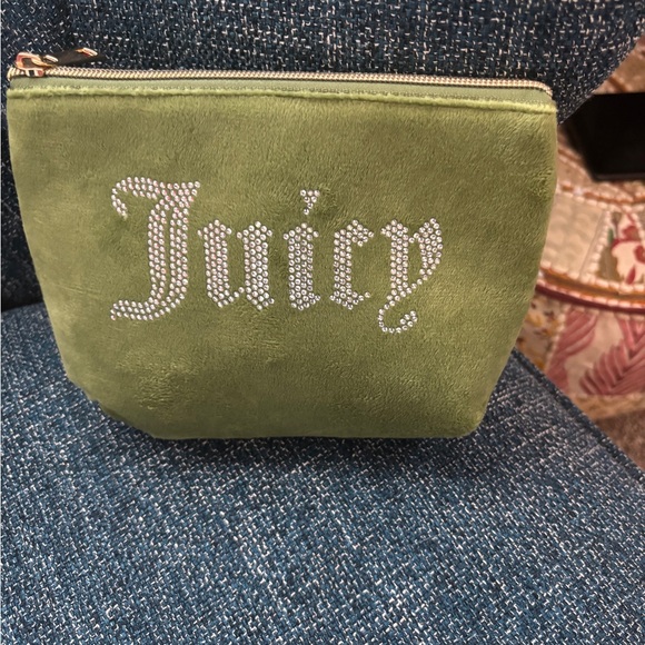 Juicy Couture Green Velvet Women's Bag - Picture 1 of 6